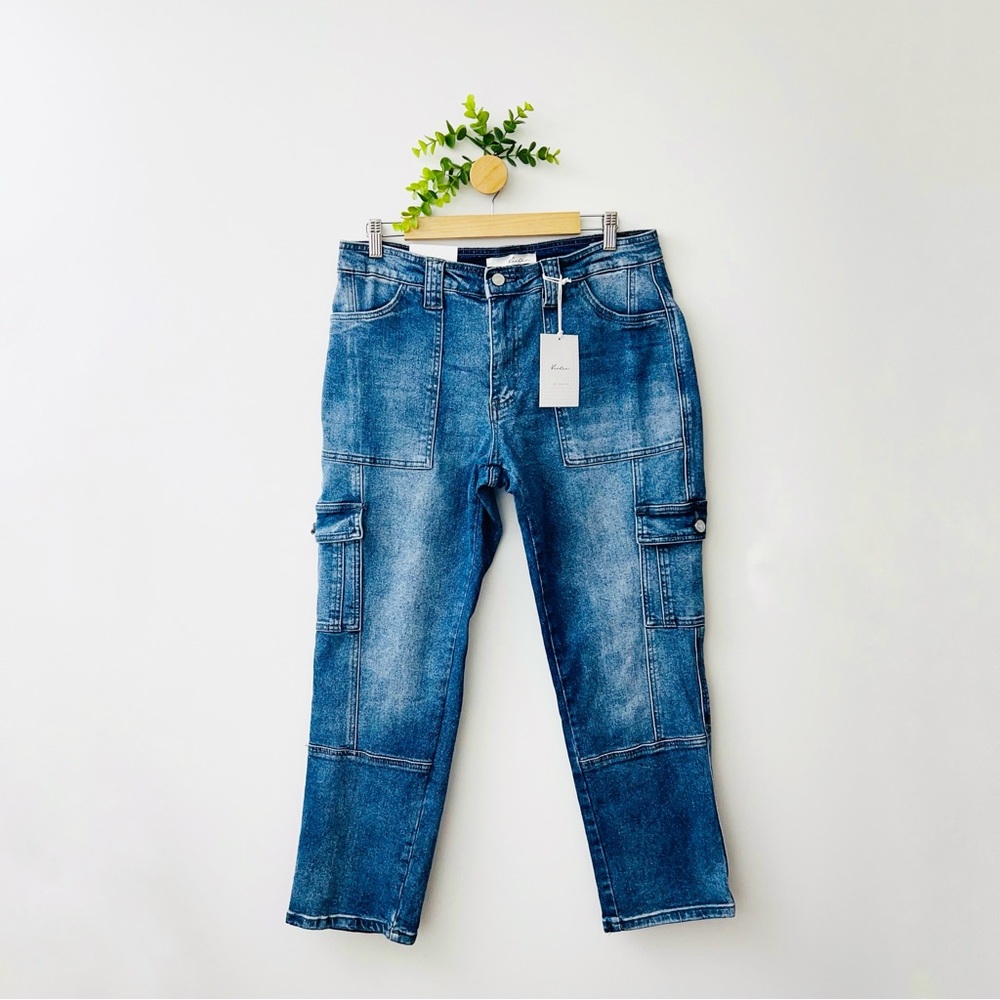 Kancan NWT Blue Wash Mid Rise Y2K Cargo Jeans